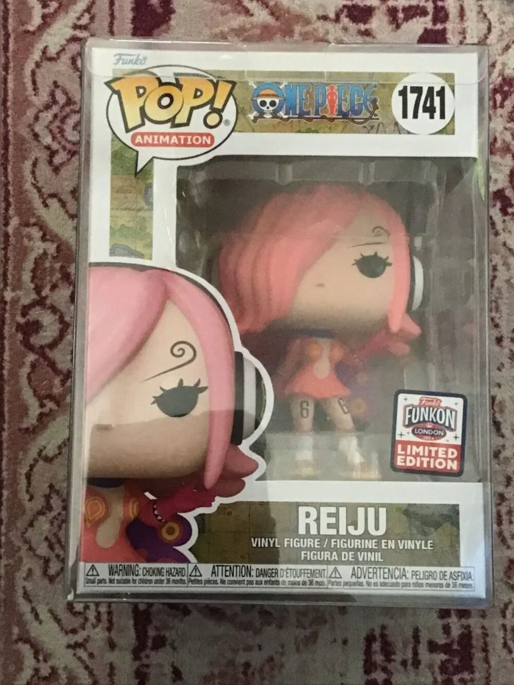 Funko Pop One Piece Reiju #1741 London Comic Con Chalice Collectibles Protector